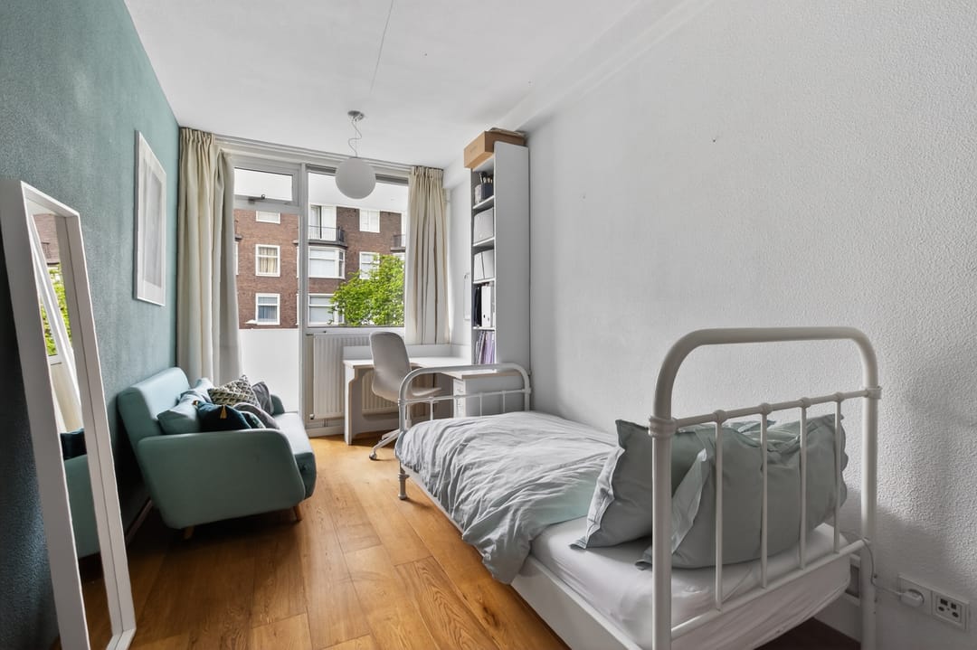 Foto 13 van Uiterwaardenstraat 4-1