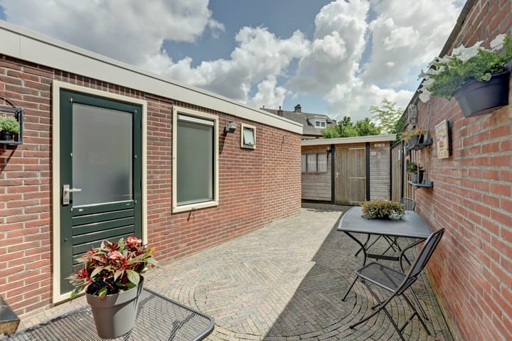 Photo 3 of Palembangstraat 35