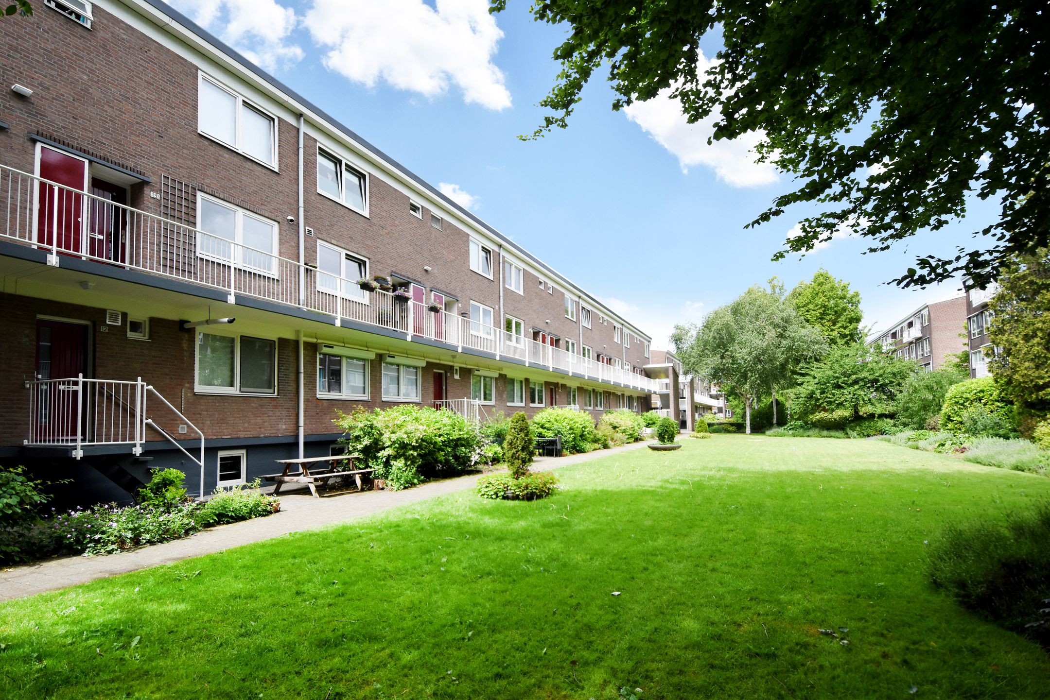 Photo 33 of Van Blommesteinstraat 12