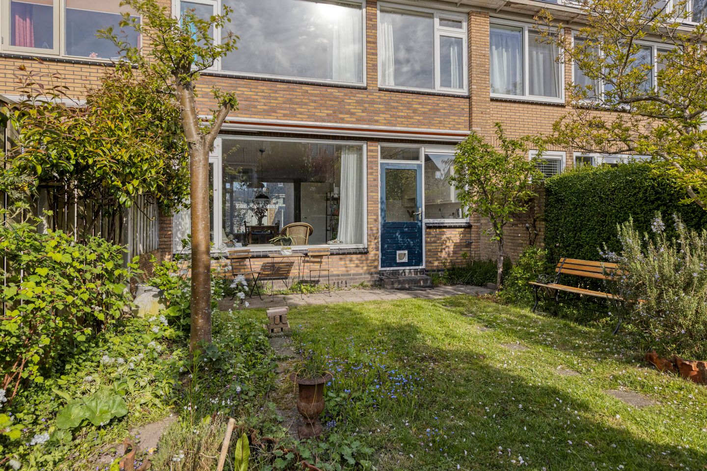 Photo 40 of Weberstraat 15