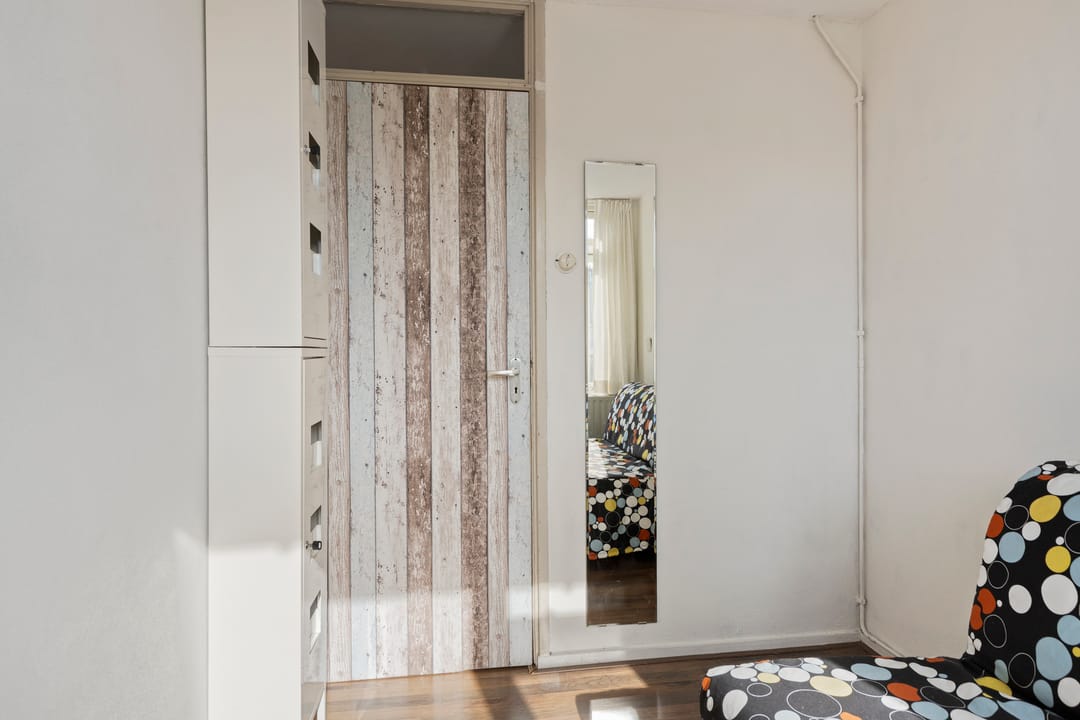 Photo 28 of Weberstraat 15