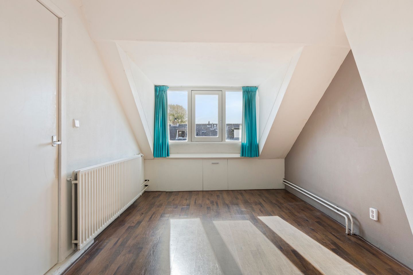 Photo 34 of Weberstraat 15