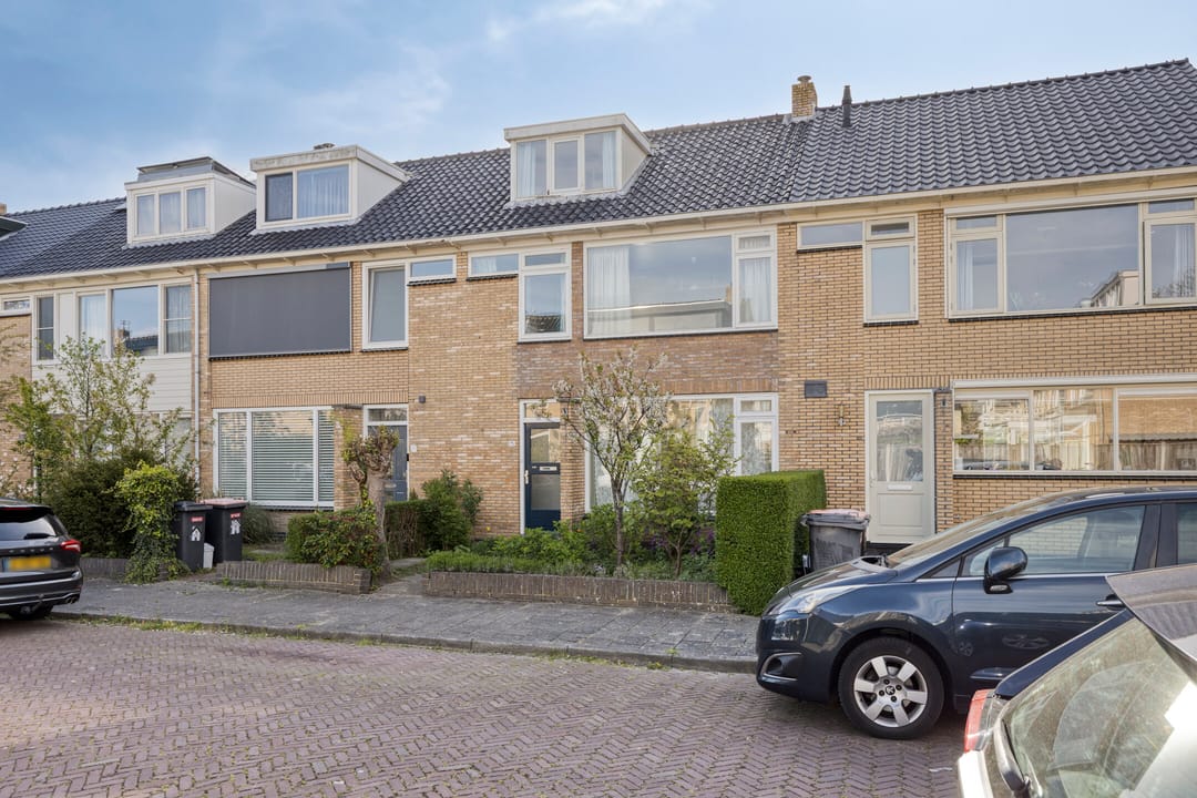 Photo 46 of Weberstraat 15