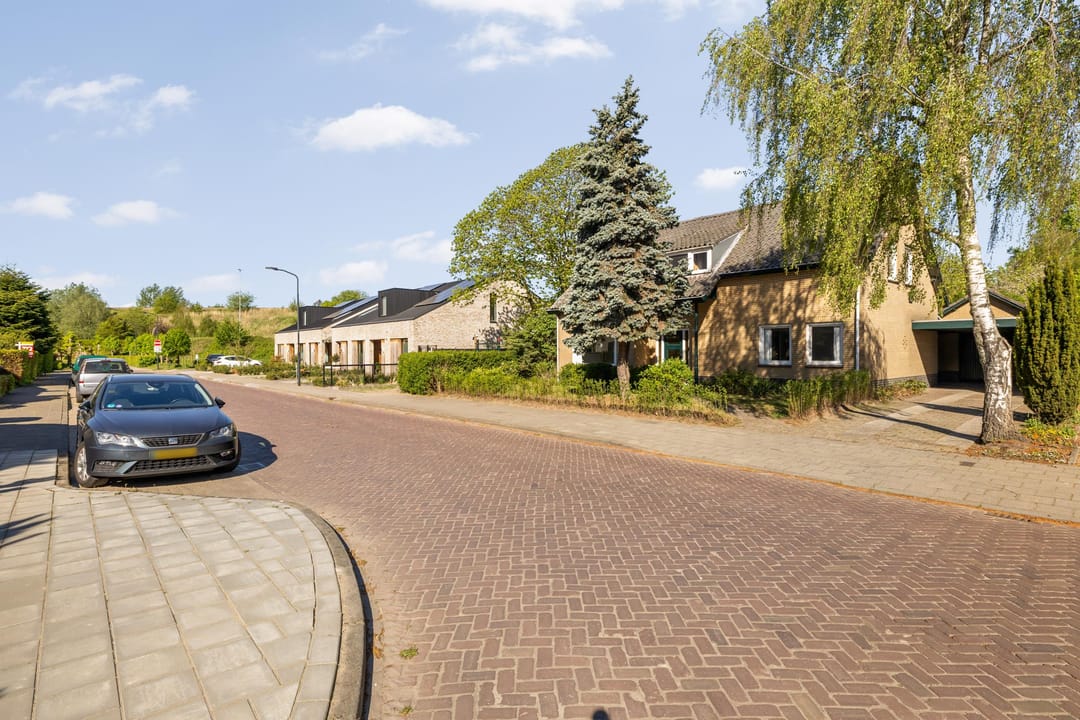 Photo 8 of Oude Bredaseweg 6-C