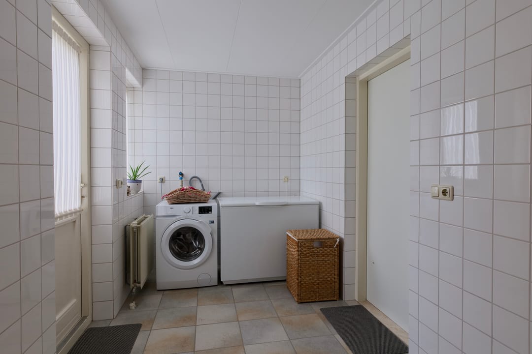 Photo 23 of Veeneslagen 19