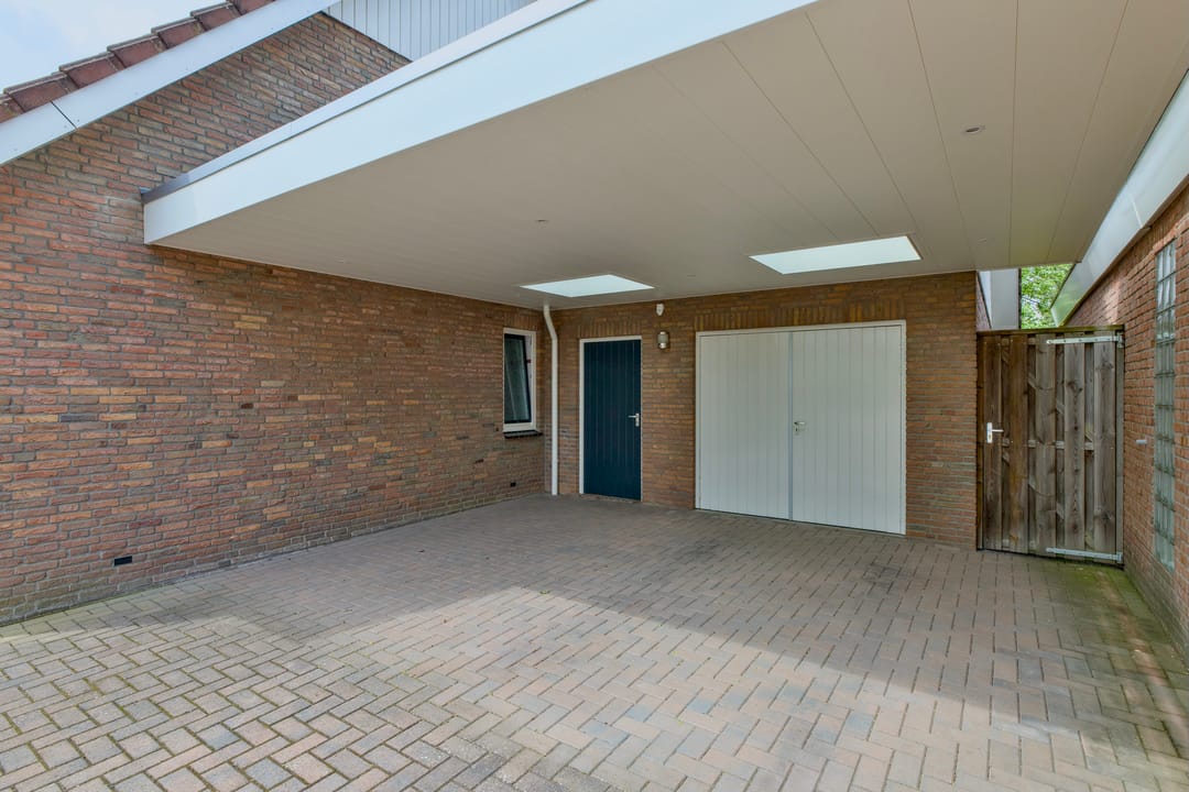 Photo 56 of Veeneslagen 19