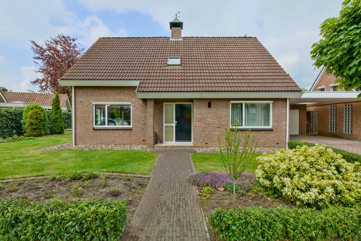 Foto 4 van Veeneslagen 19