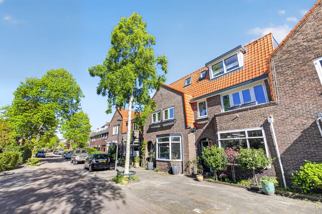 Photo 53 of Rhododendronplein 18