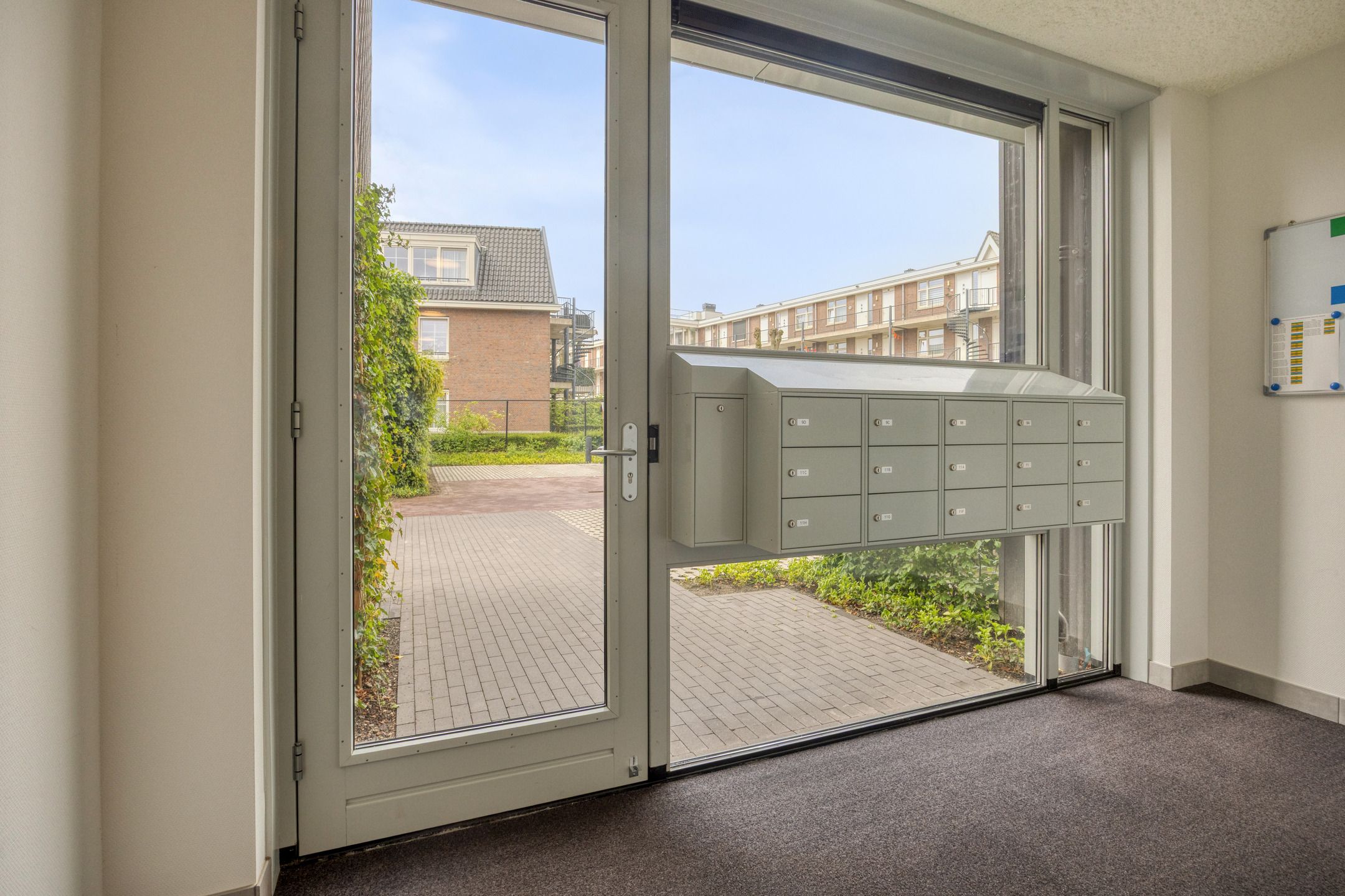 Photo 6 of Stationsstraat 11-E