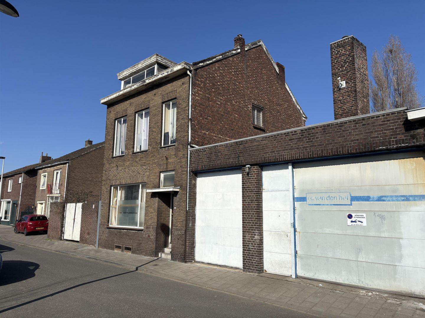 Bekijk foto 2 van Kasteel Daelenbroeckstraat 28-30