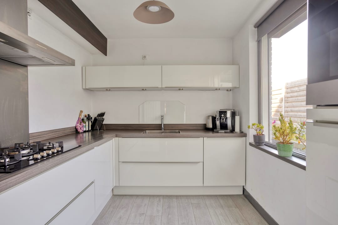 Photo 7 of Emmastraat 122