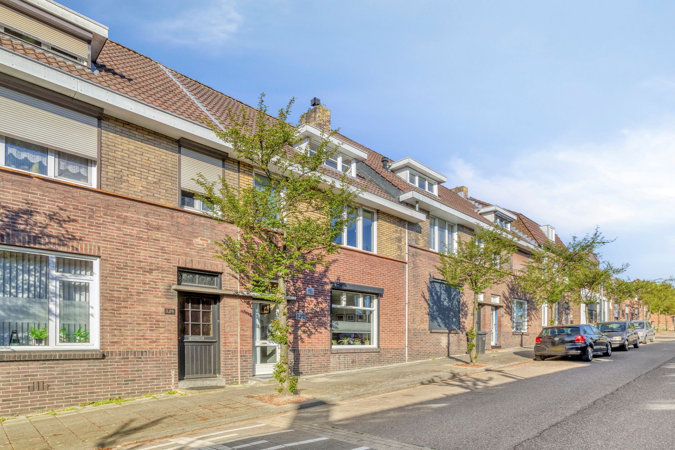 Photo 51 of Emmastraat 122
