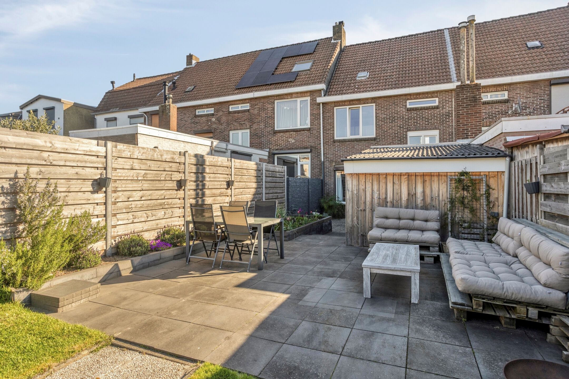 Photo 42 of Emmastraat 122