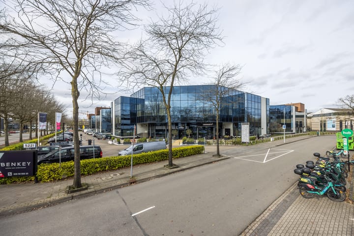 Luchthavenweg 81, Eindhoven