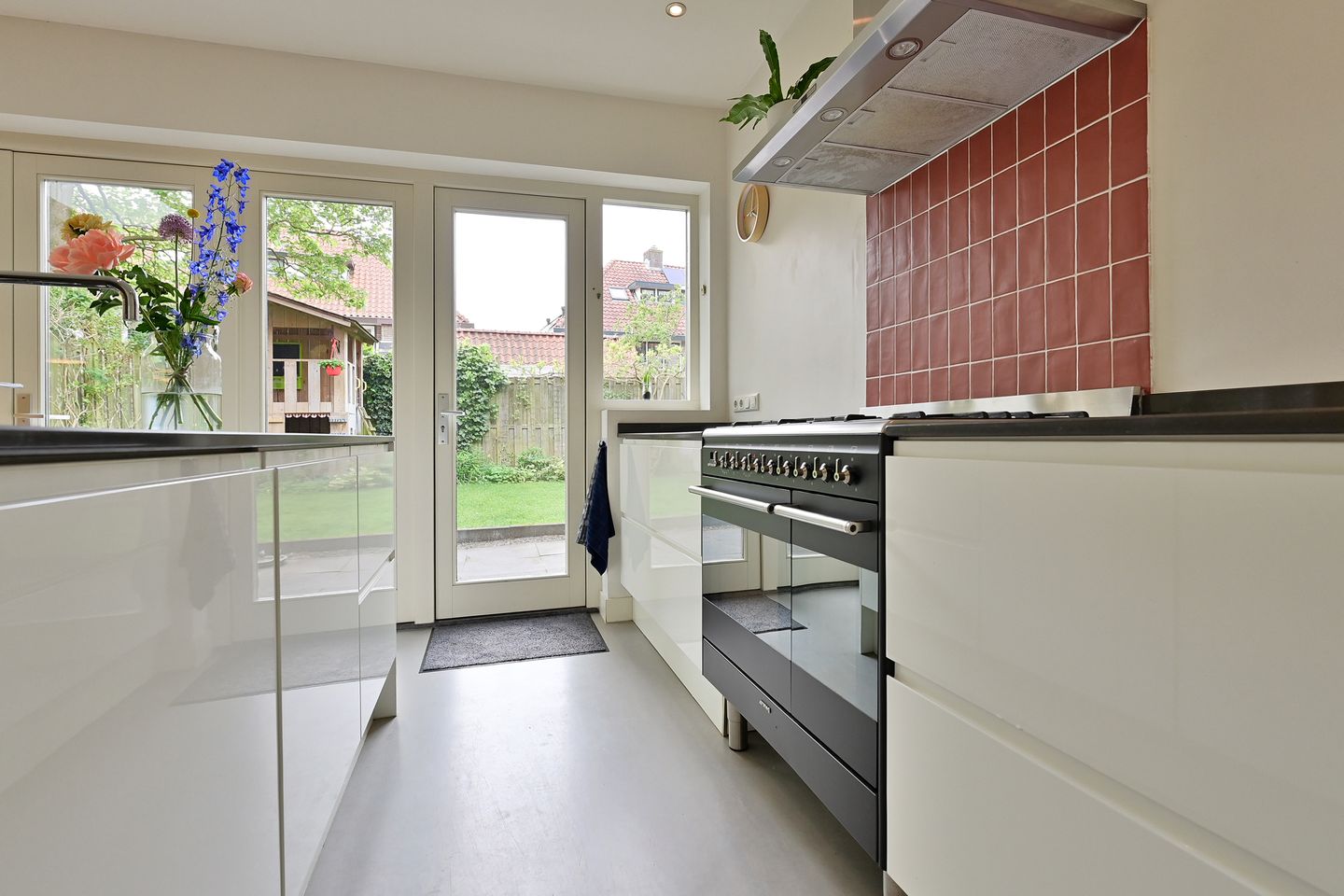 Foto 4 van Van de Sande Bakhuyzenstraat 93