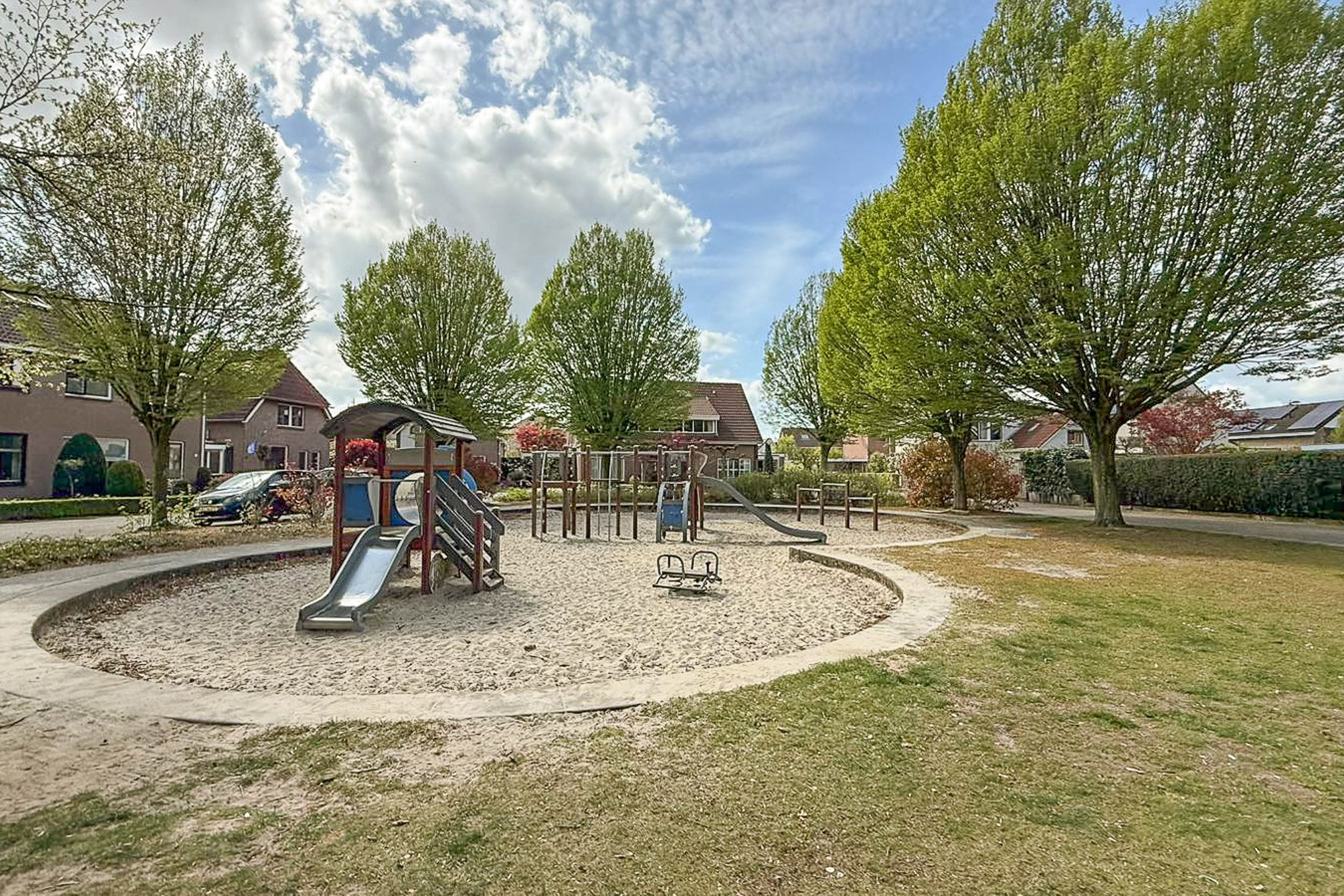 Photo 42 of Zevenblad 26