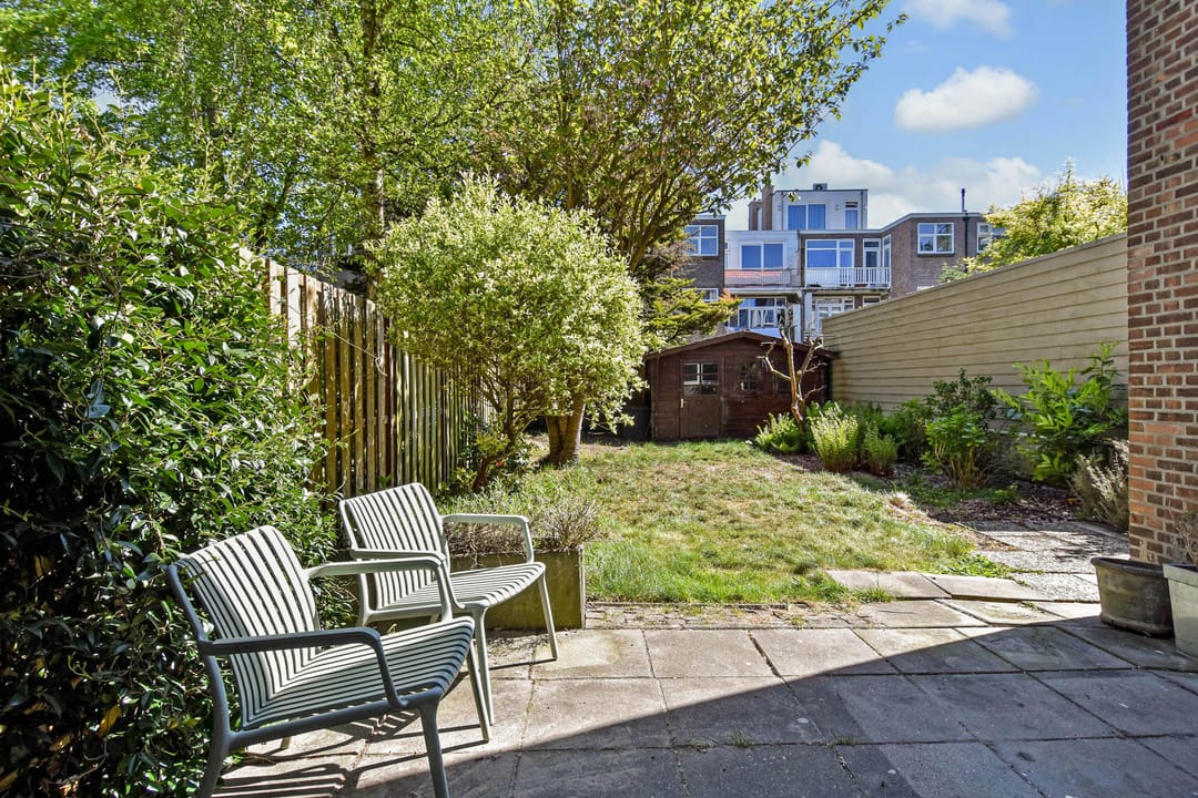 Ground Floor Apartment with Sunny Southeast-Facing Garden in Popular Bomenbuurt — 17