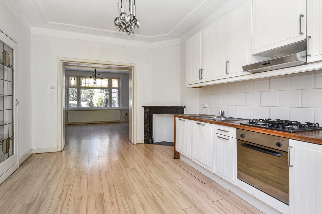 Ground Floor Apartment with Sunny Southeast-Facing Garden in Popular Bomenbuurt — 22