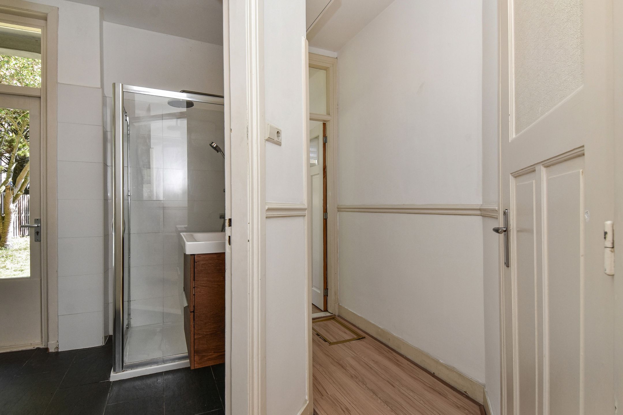 Ground Floor Apartment with Sunny Southeast-Facing Garden in Popular Bomenbuurt — 27