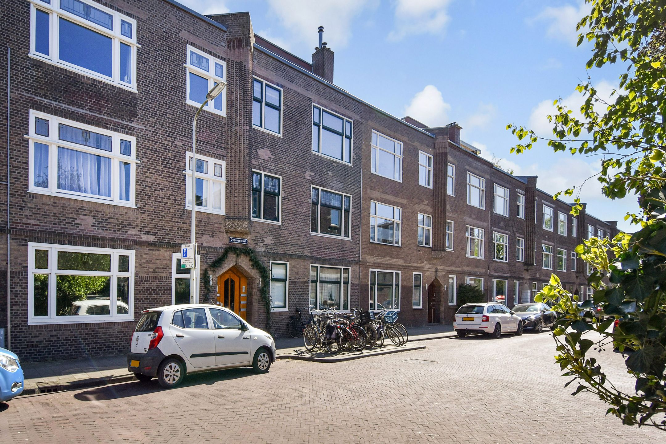 Ground Floor Apartment with Sunny Southeast-Facing Garden in Popular Bomenbuurt — 30