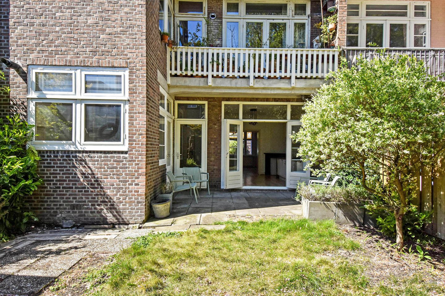 Ground Floor Apartment with Sunny Southeast-Facing Garden in Popular Bomenbuurt — 20