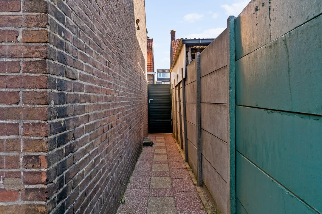 Photo 23 of Admiraal de Ruyterstraat 55