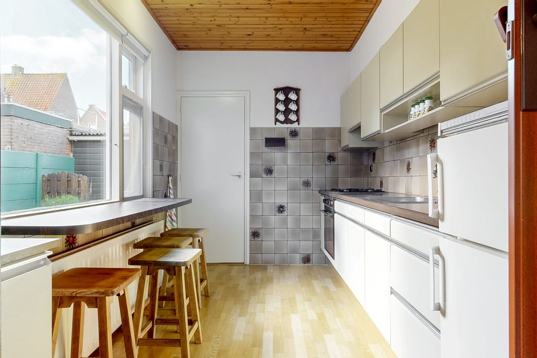 Photo 11 of Admiraal de Ruyterstraat 55