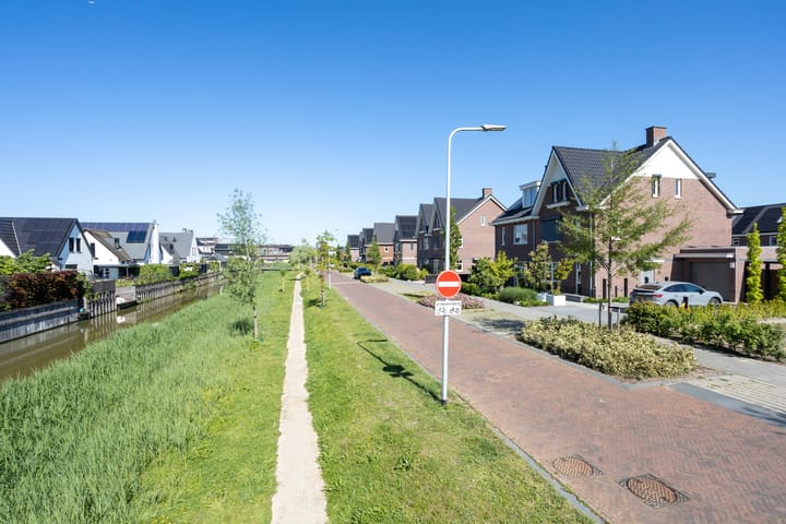 Foto 4 van Jan Tinbergensingel 27