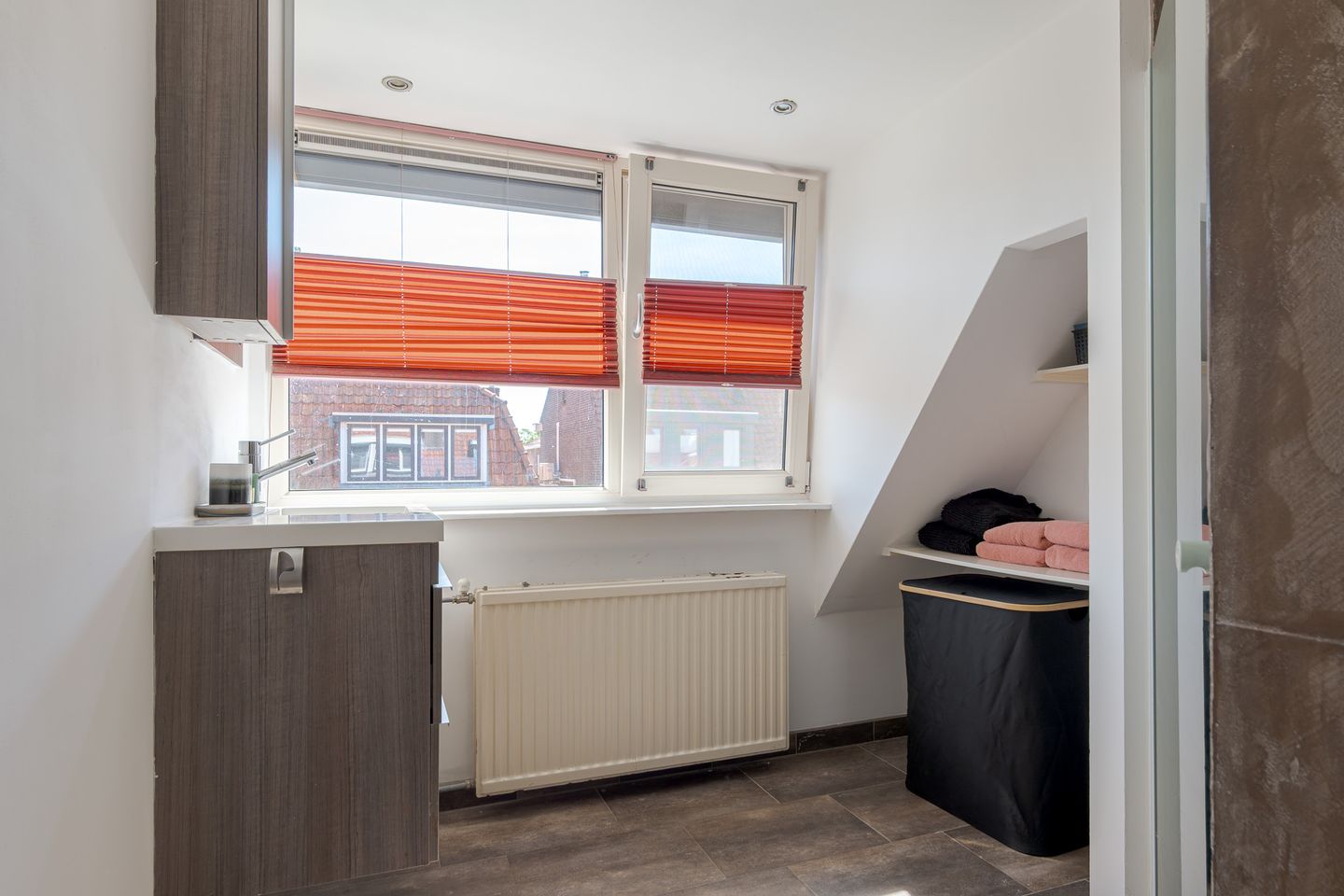 Foto 40 van Ambonstraat 21