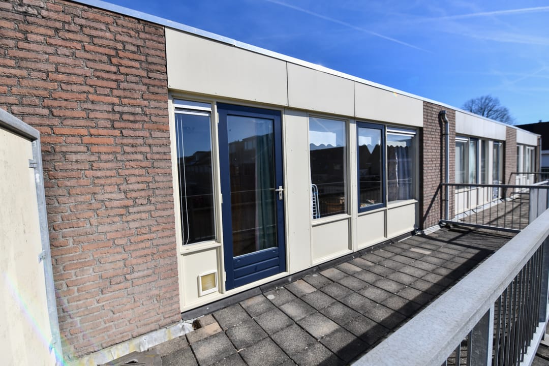 Photo 16 of Burgemeester Diepenhorststraat 59