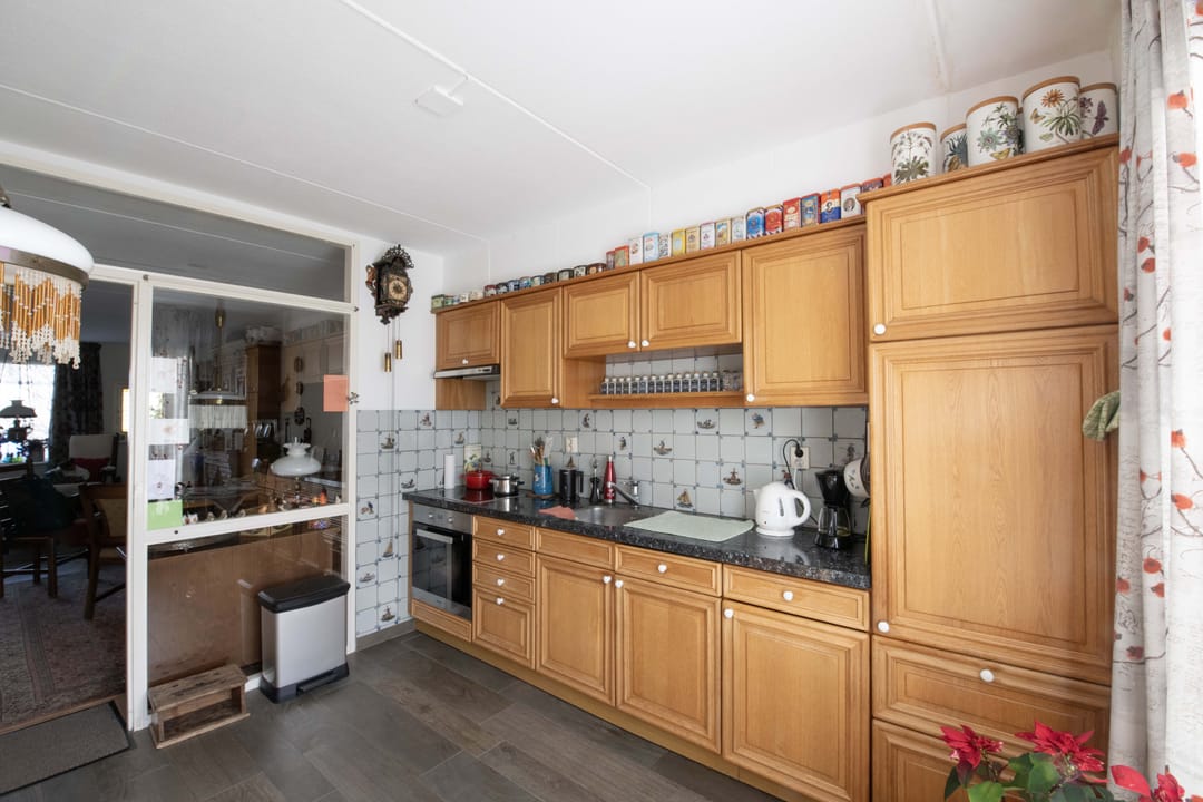 Photo 8 of Burgemeester Diepenhorststraat 59