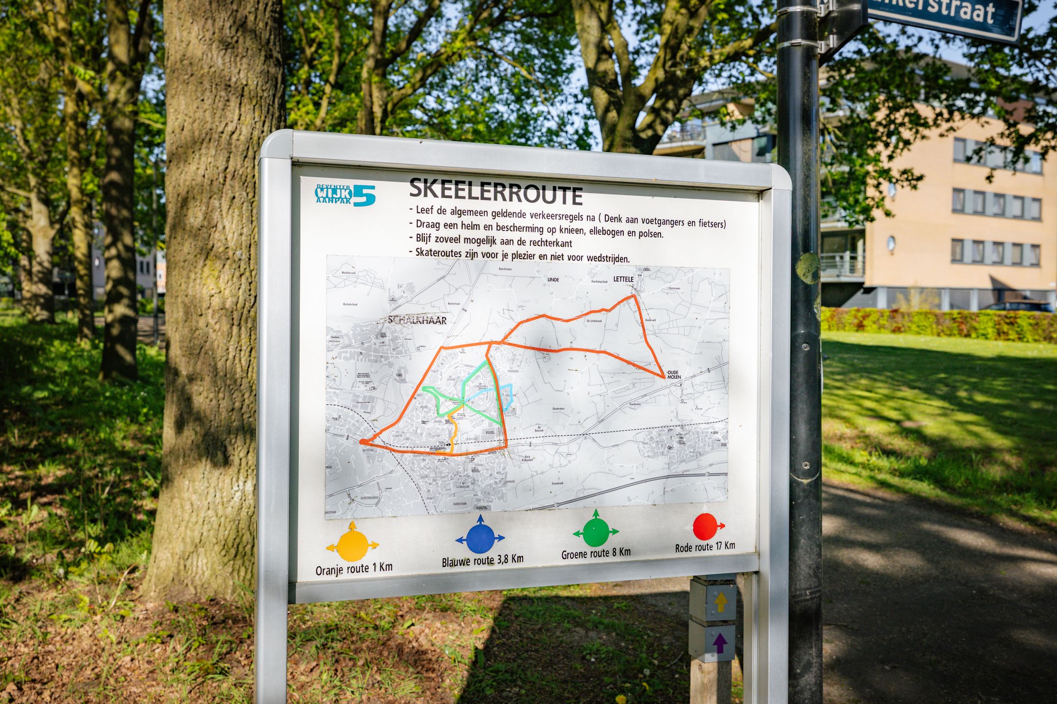 Photo 36 of Kromhoutstraat 6
