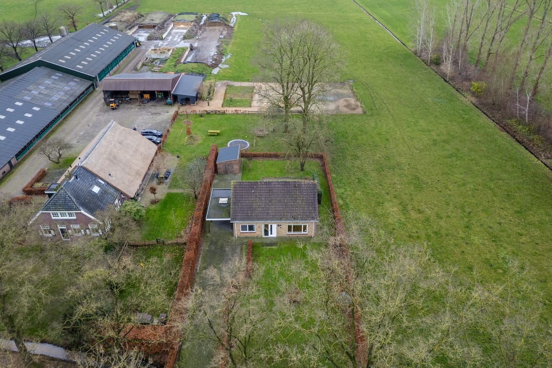 Photo 31 of Oosteinde 64-A