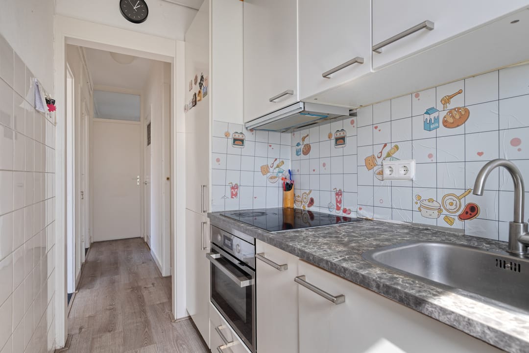 Photo 8 of Flakkeesestraat 61-B
