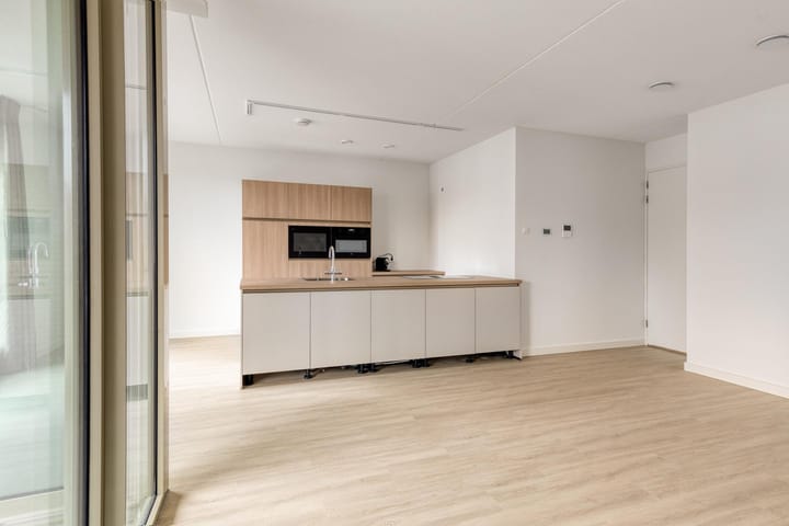 Photo 5 of Lintermansstraat 46
