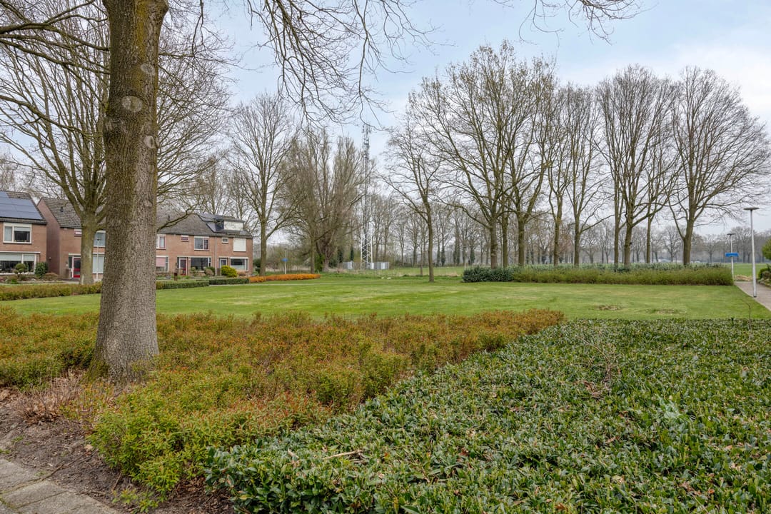 Photo 32 of Carel Vosmaerstraat 12