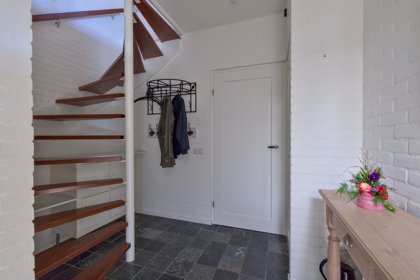 Photo 10 of Fluweelstraat 17