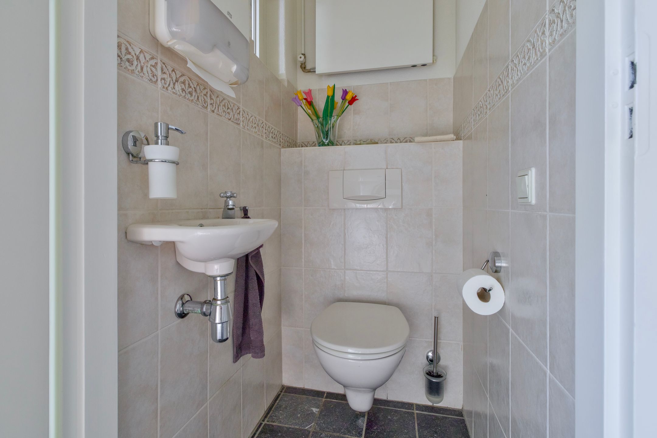 Photo 9 of Fluweelstraat 17
