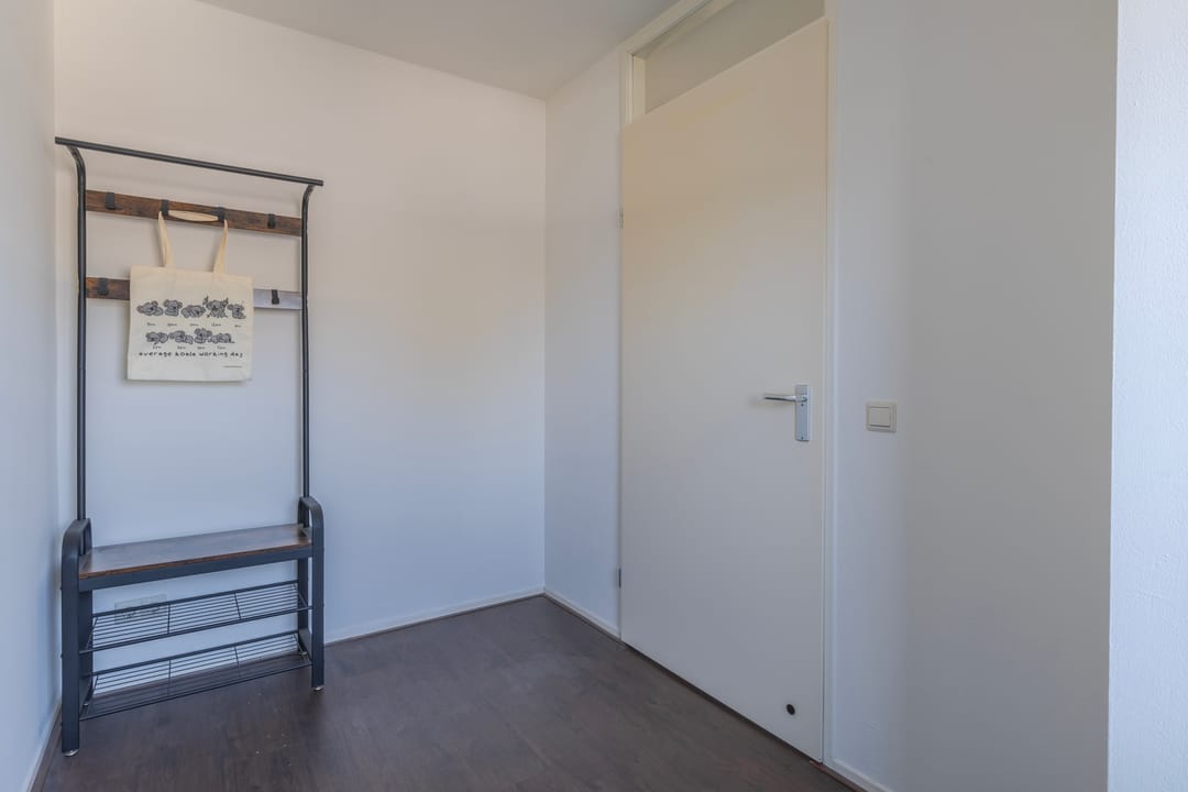 Photo 11 of Schoolstraat 3-21