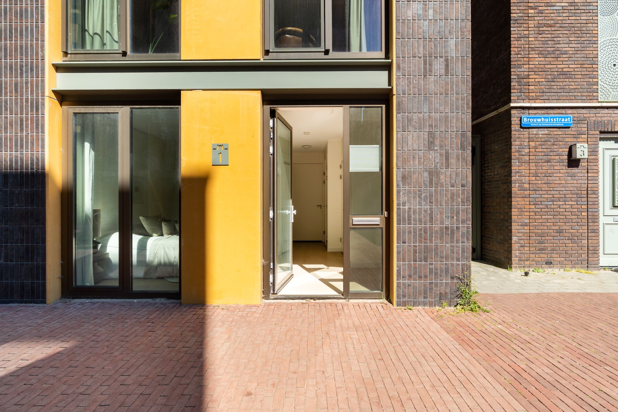 Photo 6 of Brouwhuisstraat 1