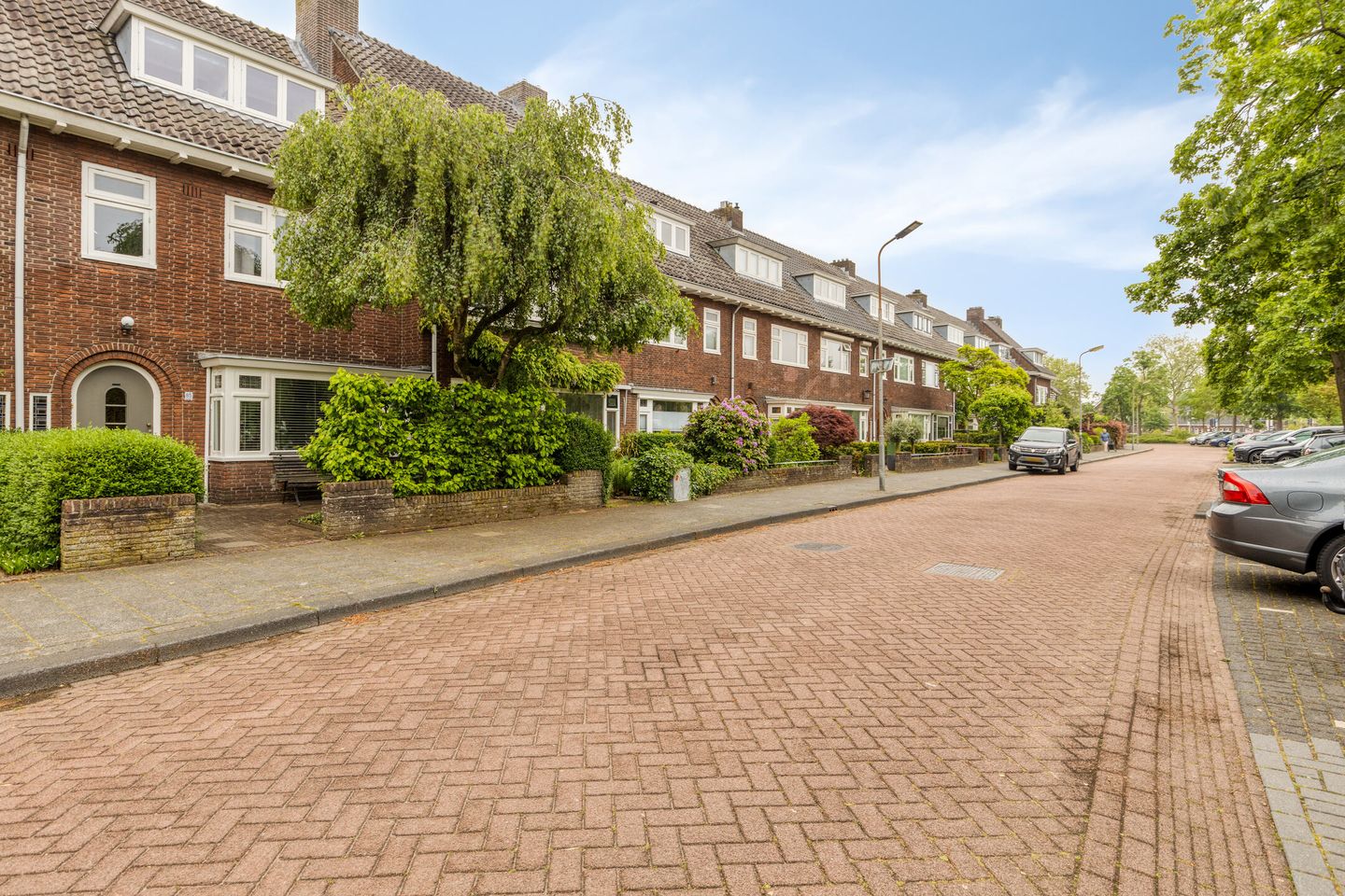 Extended 1930s Family Home in Prime Den Bosch Location — 40