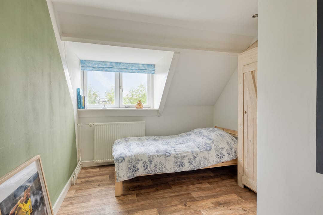 Extended 1930s Family Home in Prime Den Bosch Location — 32