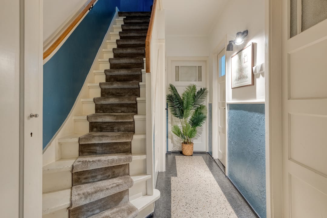 Extended 1930s Family Home in Prime Den Bosch Location — 16