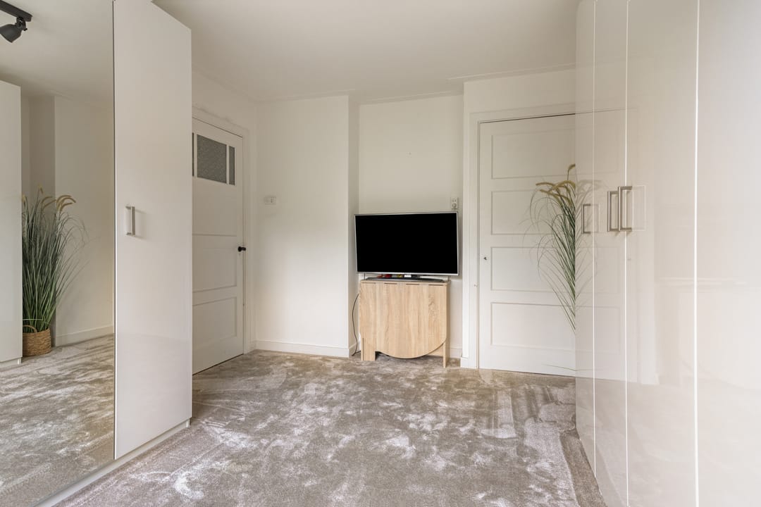 Extended 1930s Family Home in Prime Den Bosch Location — 26