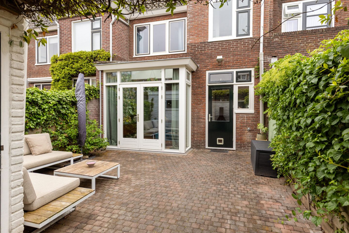 Extended 1930s Family Home in Prime Den Bosch Location — 35