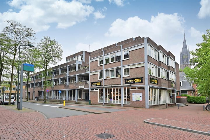 Prins Bernhardstraat 24