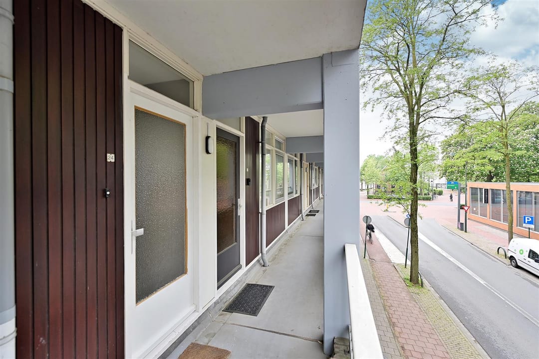 Photo 11 of Prins Bernhardstraat 24