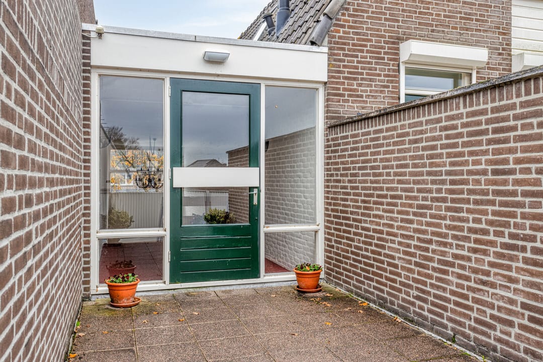Photo 7 of Vincent van Goghstraat 27