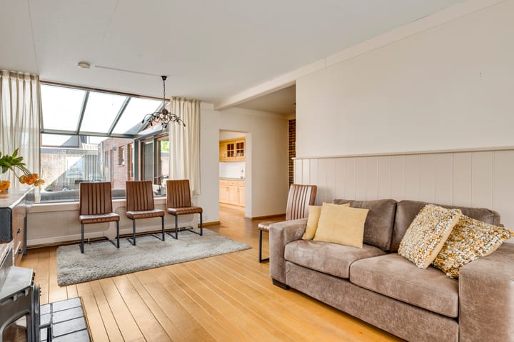 Photo 2 of Walburgisstraat 28