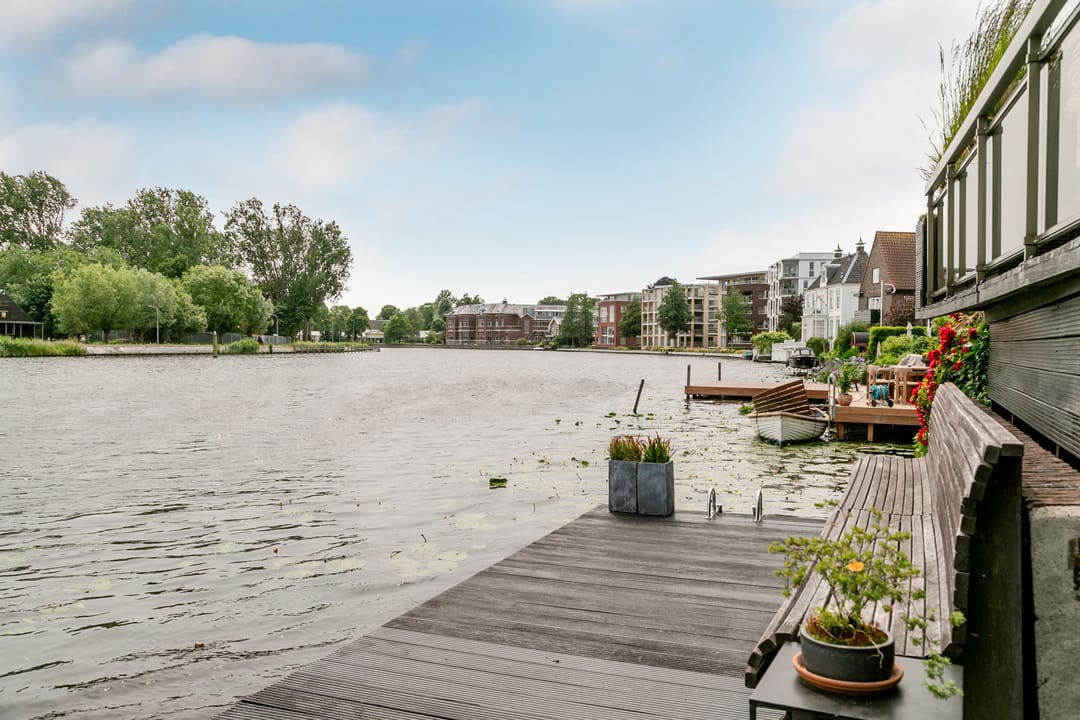 Characterful 1930s Villa on the Spaarne with Private Jetty — 47